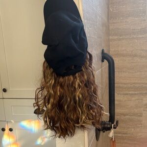 Luxurious Wavy Brown and Blonde Hair Extension